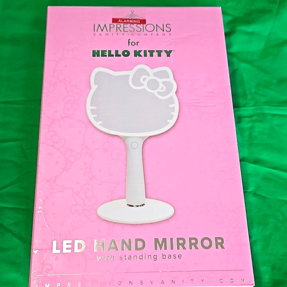 Hello Kitty LED Hand Held Mirror w/ base